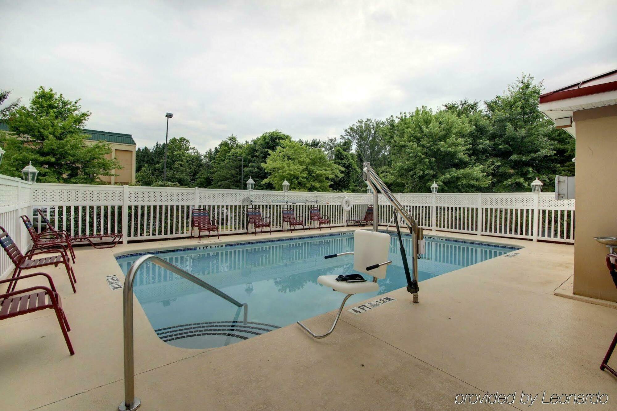 Comfort Suites Woodstock - Atlanta North Kültér fotó